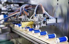 未来高端专业岗位将在&ldquo;机器人&rdquo;的帮助下完成